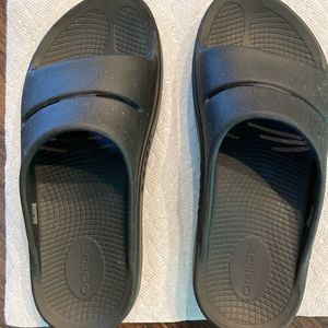 OOFOS Sandals